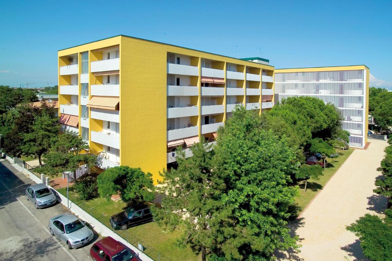 Appartamenti Atlante Bibione Exterior foto
